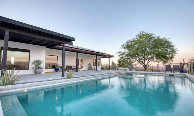Joshua Tree House | Luxury 3 bedroom Villa with Salt Water Pool and Spa on 5 acres