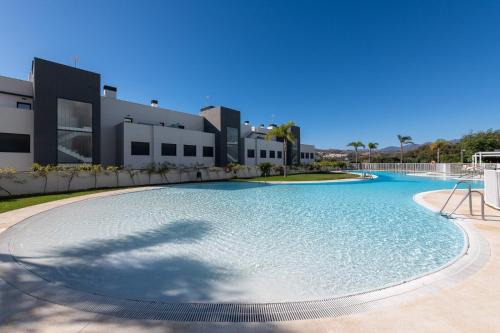 La Cala de Mijas Apartment | Luxury 3 BR Apartment with Terrace, pool & gym