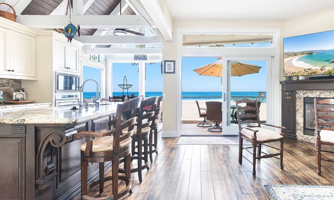 Santa Ana Heights Condo | Luxury 3-Story Beachfront Home w/AC | Panoramic Ocean Views | Directly on the Sand!