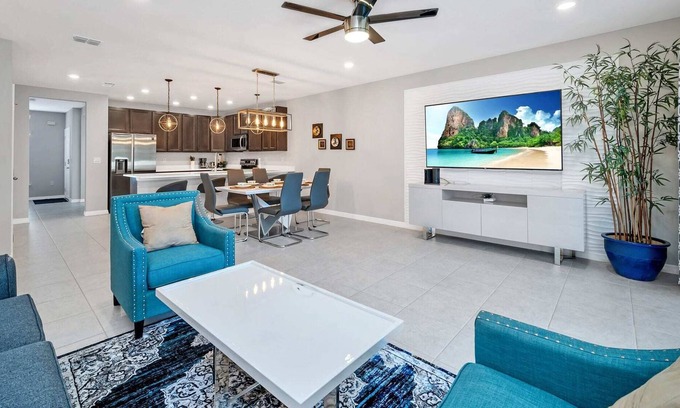 Kissimmee House | Luxury 3BR Home - BBQ, Resort Access - Near Disney
