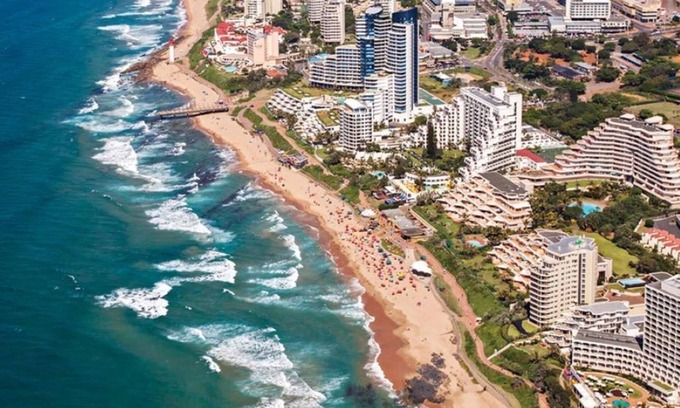 Umhlanga Apartment | Luxury 4 Bedroom Apartment at Lagoon Drive Durban