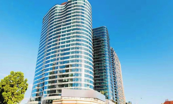 Fortitude Valley Apartment | Luxury Apartments w Rooftop Pool CBD