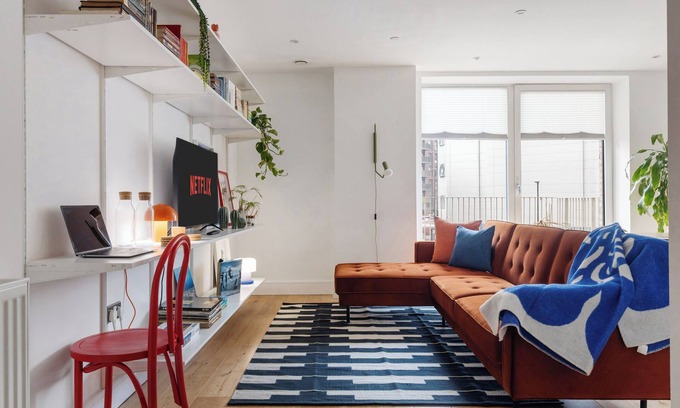 Canning Town Apartment | Luxury Apartment - 5 Mins to Canary Wharf & Excel