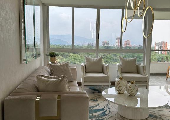 Ciudad Jardin Apartment | luxury apartment