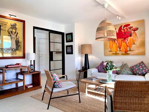 Saint-Tropez Apartment | Luxury Apartment St-Tropez/10mn walk to center.