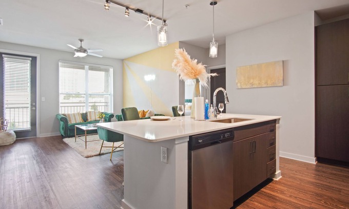 Lindbergh Apartment | Luxury Apartment