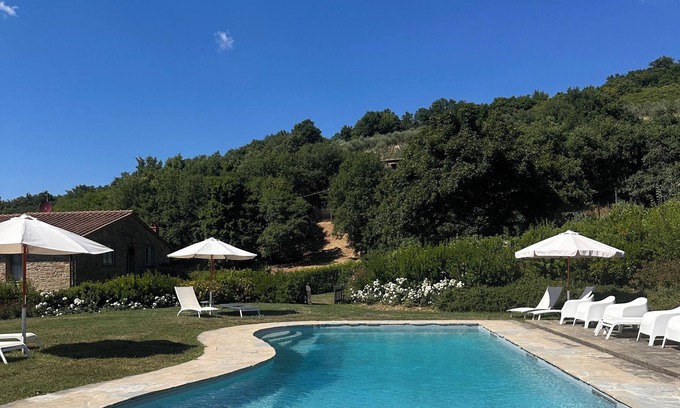 Londa Apartment | Luxury apartment with a view in Chianti Rufina