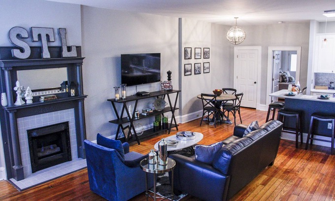 St. Louis Apartment | Luxury Apt - Historic Cherokee Street Antique Row