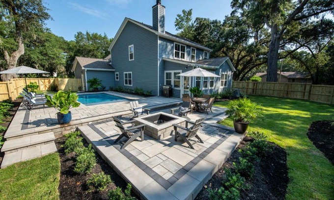 Palmetto Dunes House | LUXURY BEACH HOUSE W/BACKYARD OASIS. HEATED POOL.