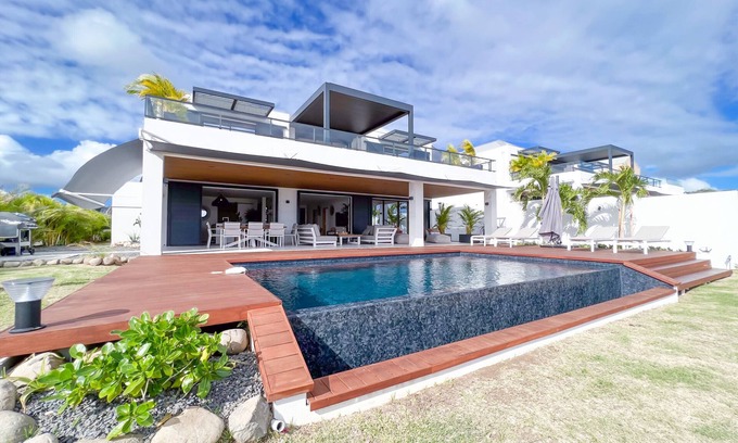 Saint-Francois Villa | Luxury Beachfront Villa with Private Pool