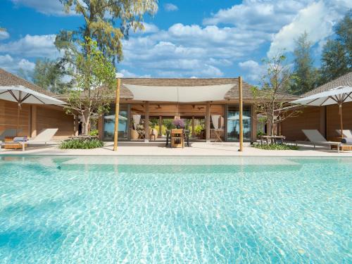 Ban Na Faek Villa | Luxury Beachfront Villa Phuket Private Pool Full Staff At Natai Beach