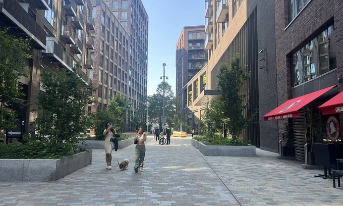 Tachbrook Apartment | Luxury bright 2bd 2br apartment by American Embassy in Nine Elm Centre Zone1