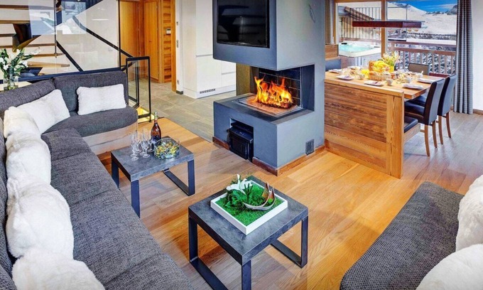Le Chinaillon Ski Chalet | Luxury chalet with Jacuzzi, sunny terrace