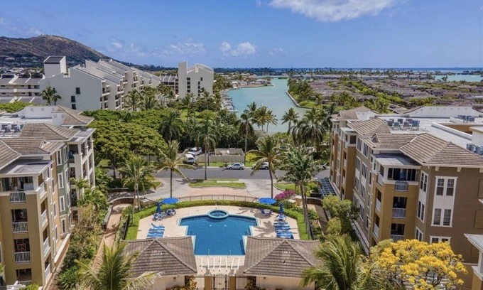 Hawaii Kai Condo | Luxury Condominium in Peninsula at Hawaii Kai