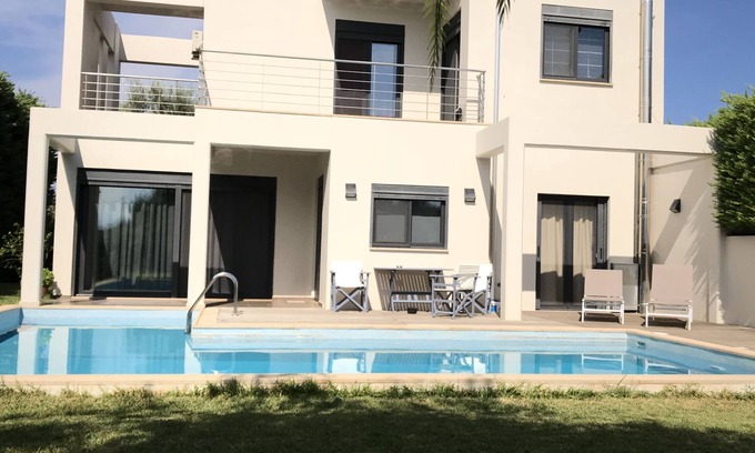 Aigio Villa | Luxury country house