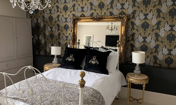Treator Bed & Breakfast | Luxury Double Ensuite Brunyee at Coswarth House
