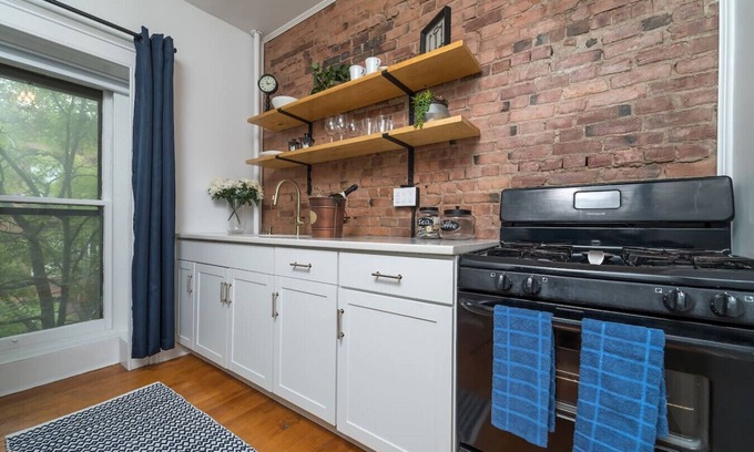 Troy Apartment | Luxury downtown penthouse, by Franklin Plaza.