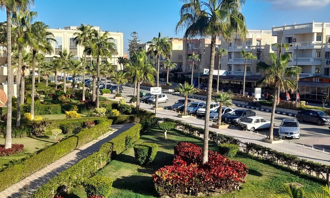 Bab Sharqi Ski Chalet | Luxury Duplex chalet in Mamoura Beach Alexandria Amazing View المعموره الشاطئ
