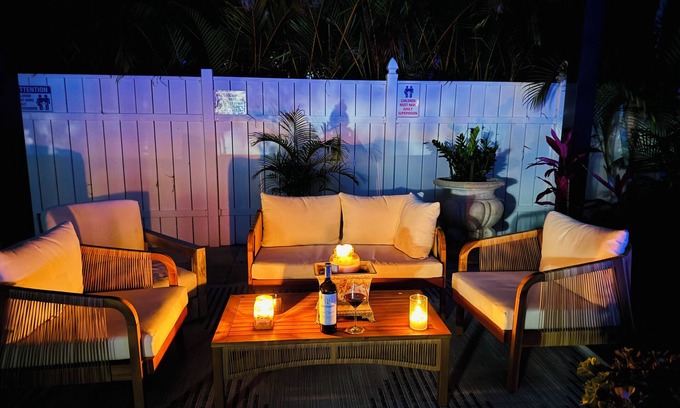 Trailer Estates House | Luxury Escapes Home with Heated Pool & Spa Near IMG and Siesta Key Beach.
