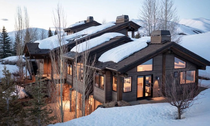 Twin Creeks House | Luxury Estate With Pristine and Breathtaking Views