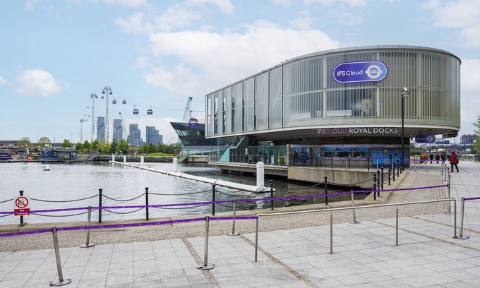 Docklands Apartment | Luxury Excel/02 Apartment For The Larger Groups - 2 min to Excel