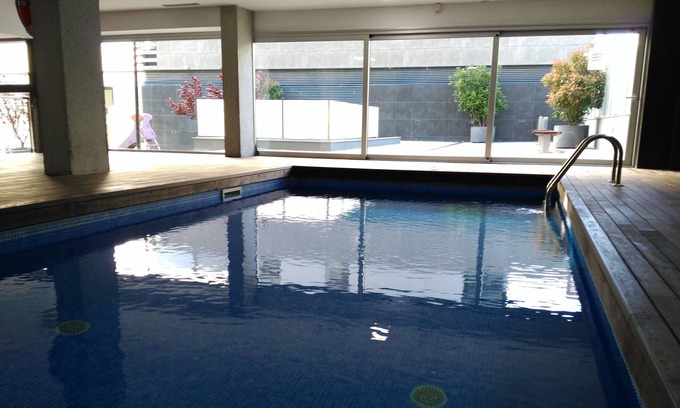 Sant Adria de Besos Apartment | LUXURY FLAT, 3 BEDROOMS, 2 BATHROOMS AND SWIMMING POOL NEXT TO THE BEACH!!