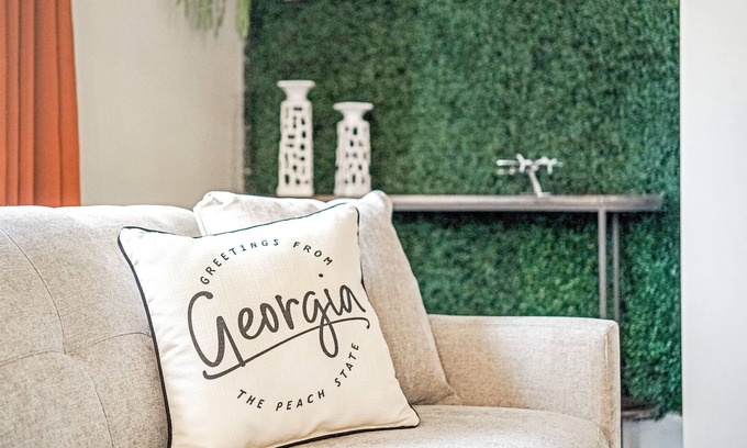 Cliftondale House | Luxury Getaway by airport and downtown Atlanta