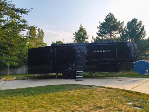 South Westminster House | Luxury Glamping in the Mile High - Private pool, Hot Tub, and Outdoor Fire Pit!