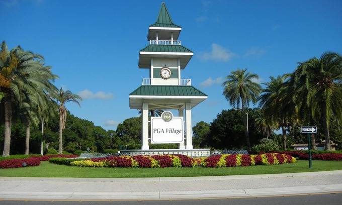 Port Saint Lucie House | Luxury Golf Villa in PGA Village, 2 blocks from pool, 3 min from PGA Club