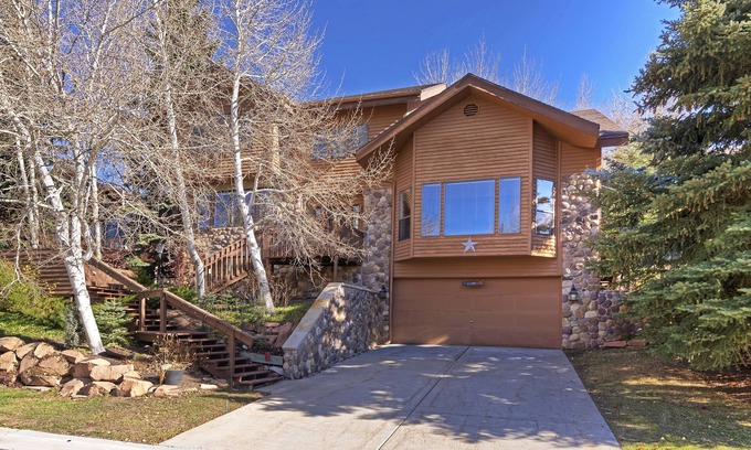 Deer Valley House | Luxury home less than a mile from Deer Valley with free shuttle to and from DV