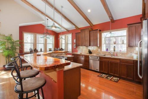 Al Tahoe House | Luxury Home Near Lake, Heavenly, Casinos