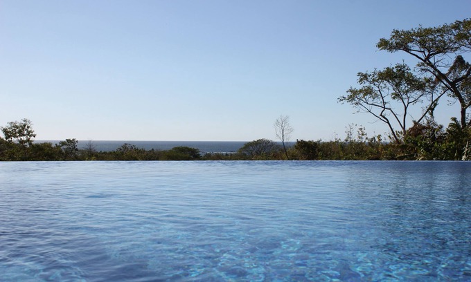 Marbella House | Luxury Home - Steps to the Beach