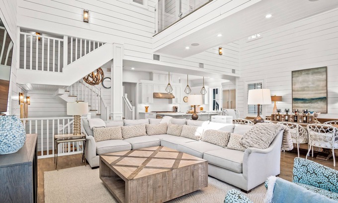 Cinnamon Shore House | Luxury Home with w/Gulf Peeks and All the Great Amenities@Cinnamon Shore