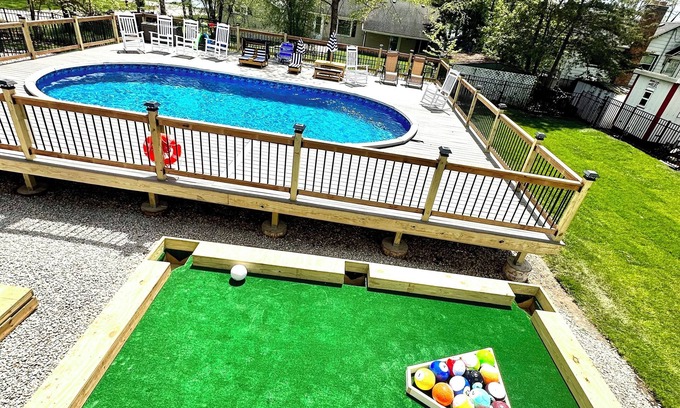 Como House | Luxury House Heated Pool till mid Nov, 2 hot tubs, Sauna, Fire pit, Photo area….