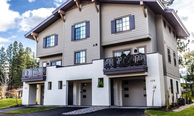 McCall Condo | Luxury in Downtown McCall, Walking Distance to Everything Downtown