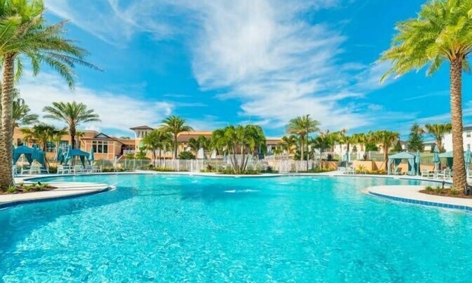Four Corners Cottage | Luxury Lake View W/pool- Star Wars Game Roomsa2145