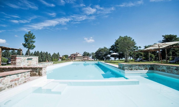 Trequanda Apartment | Luxury Large Apt in Siena Resort at Falcon