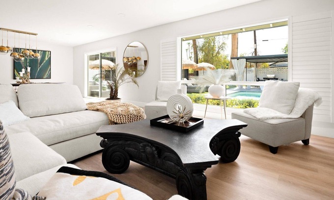 Alhambra House | LUXURY & LOCATION Central Corridor Remodeled Ranch on 1/3 acre-BACKYARD RESORT!