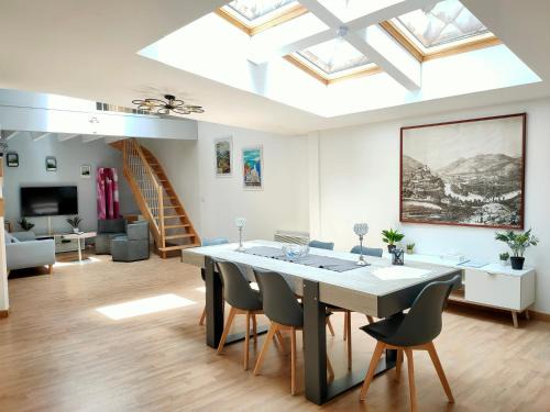 Lourdes Apartment | Luxury Loft Lourdes