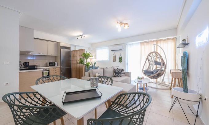 Ampelokipoi Apartment | Luxury Loft With a Balcony by Cloudkeys