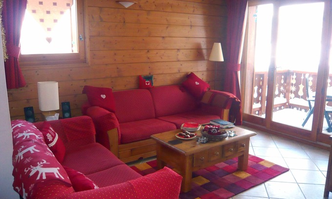 Les Carroz-d'Araches Apartment | Luxury MGM Chalet Apartment in Les Carroz, Grand Massif - Sleeps 4
