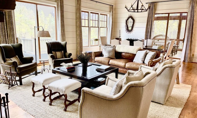 Cashiers House | Luxury Mountain Home with wonderful view of Whiteside mountain and hot tub !