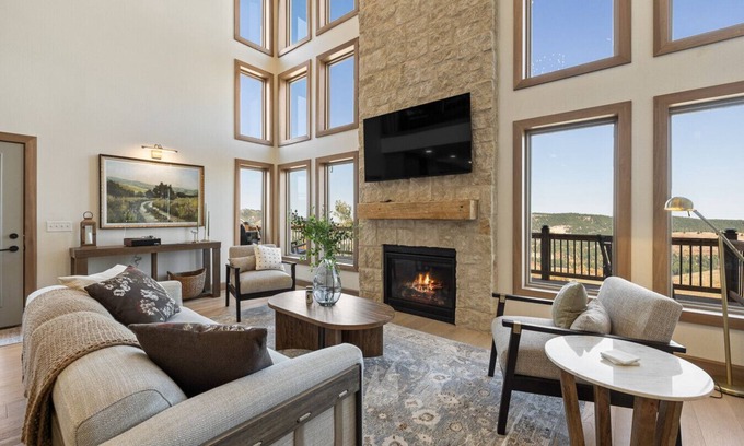 Deadwood House | Luxury Mountain Retreat with Breathtaking Views | 5BR/5.5BA