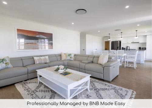 Dubbo House | Luxury on Lesmurdie - Close to Zoo & Golf Club