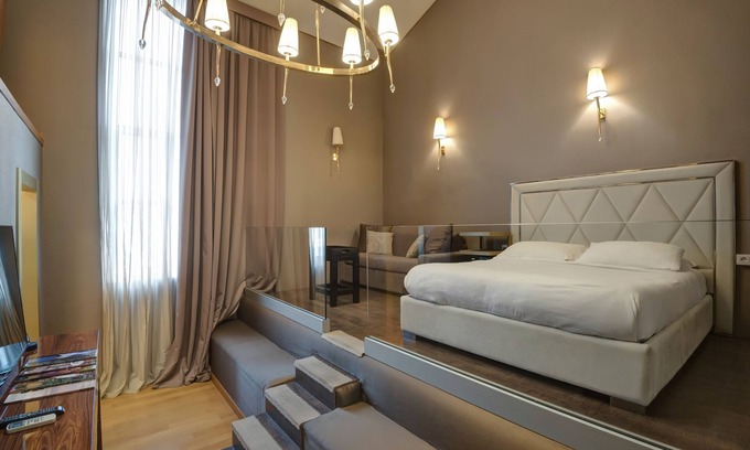 Rione II Trevi House | Luxury Penthouse with View