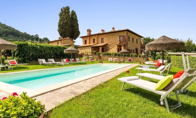 Volterra Villa | Luxury Podere Forncacchia - Privacy, Exclusive View