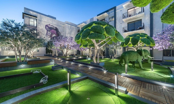 Garden Isles Apartment | Luxury Pompano Beach