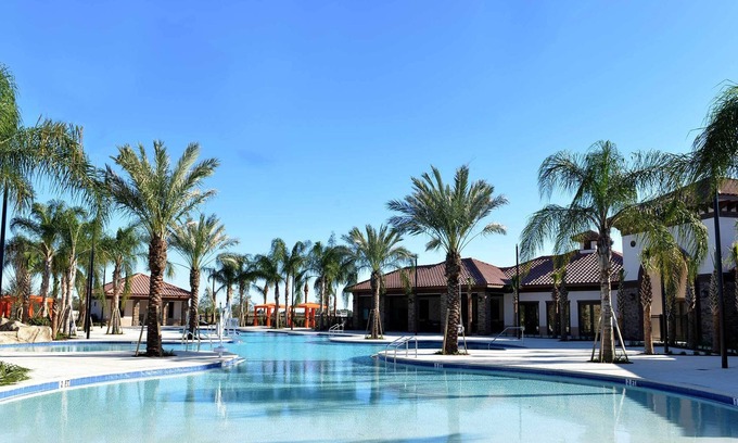 Loughman Resort | Luxury Pool Home - Resort - Be delighted