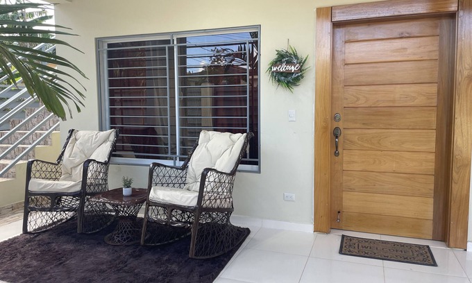 Jarabacoa House | Luxury residential home with free parking on site