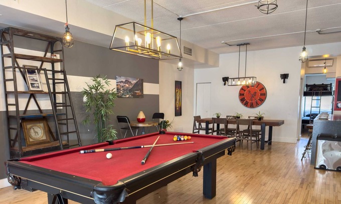 Villeray Apartment | Luxury Retreat 5Beds Only 5min walk to Jarry Metro